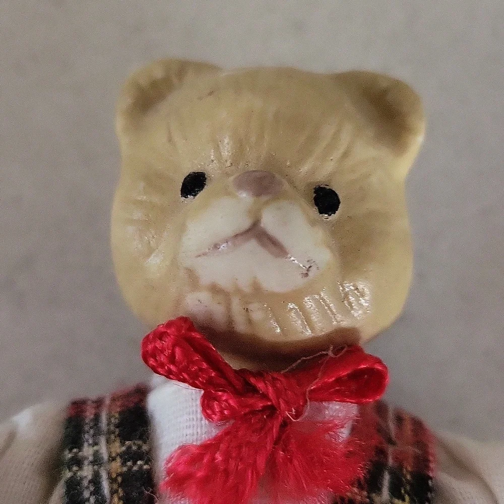 Dollhouse Miniature Bear - Picture 7 of 7